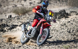 Dakar 2021 – Stage 8: Cornejo Makin Unggul, Xavier Mengalami Kecelakaan