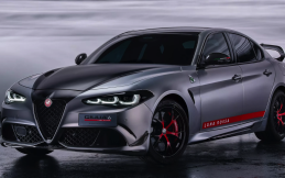 Alfa Romeo Makin Berani, Giulia Quadrifoglio Luna Rossa Ini Lebih Buas dari Versi Standar