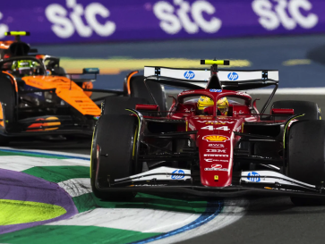 Lando Norris Nantangin Lewis Hamilton, Ingin Duel Sengit di Musim F1 2026