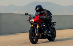 Triumph Speed Triple 1200 RR, Tampilan Klasik dan Modern