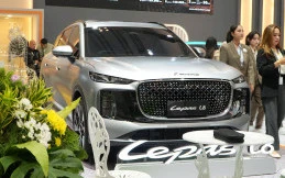 SUV PHEV Lepas L8 Resmi Diserahkan ke Konsumen di GIIAS 2026