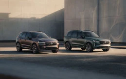 Volvo Rilis SUV PHEV Jarak Jauh Baru, XC60 Bisa Tembus 200 KM