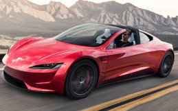 Dibekali Roket SpaceX, Tesla Roadster Bakal Pecahkan Rekor Kecepatan Dunia