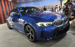 Galeri BMW 320i M Sport