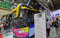 Truk dan Bus Baru Mercedes-Benz di GIICOMVEC 2024, Simak Yuk!