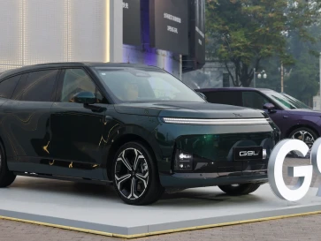XPeng G9L, SUV Listrik 5,1 Meter dengan 577 Dk Siap Lakukan Debut!