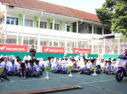 Untuk Bikers yang Masih Sekolah, Ikuti Kata Instruktur Ini, Sob!