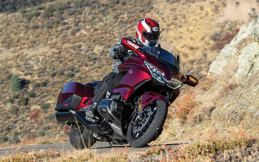 Honda Gold Wing Tambah Fitur Baru untuk Kenyamanan Pengendaranya
