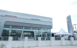 Honda Hadirkan Diler Mobil Bekas Pertamanya di Sulawesi