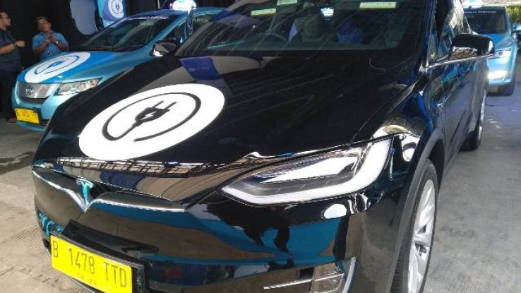 Sejarah Taksi di Indonesia