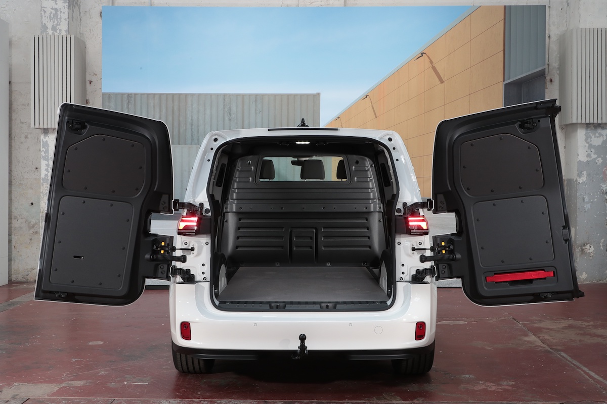 Volkswagen Rilis ID. Buzz Cargo LWB