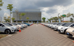 GAC Indonesia Serahkan Aion UT  ke Konsumen, Ada Garansi Sampai 8 Tahun