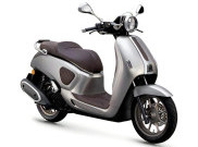 Honda NWF 150, Skutik Bergaya Retro Modern Dibanderol Rp36 Jutaan