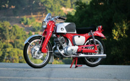 Jejak Honda CB, dari Pionir 4-Silinder hingga Ikon Kolektor Dunia