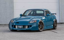 Honda S2000 Turbo Ini Pakai Warna Khas BMW