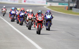 Ini Perjuangan Para Pembalap AHRT di ARRC Sepang 2025