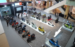Piaggio Indonesia Ajak Konsumen Jajal Motor Baru 