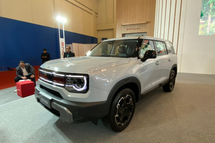 BAIC BJ30 Hybrid Catatkan Pemesanan 200 Unit di Indonesia