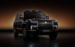 Yangwang U8L, SUV Mewah Punya Bobot Setara Truk Ringan Dibanderol Rp2,7 Miliaran