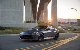 Nissan Z 2027 Resmi Meluncur, Varian Nismo Kini Punya Transmisi Manual 6-Percepatan