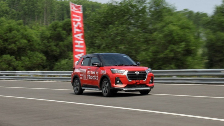 Perhatikan Empat Hal Ini Dalam Mengemudi Safety Driving