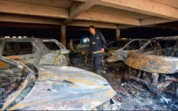 Gara-gara Terpal, 15 Mobil Ludes Terbakar di India