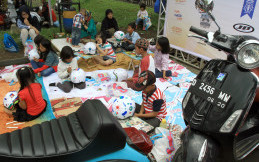 Kutu Community Gelar Lomba Mewarnai Helm di Bandung