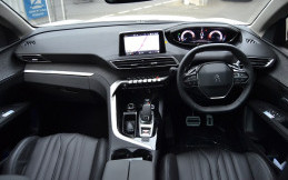 Mengulas Rahasia Desain Peugeot i-Cockpit yang Canggih