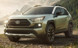 Toyota RAV4 Berhasil Raih Japan Car of the Year 2019-2020