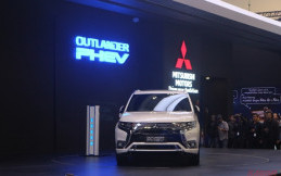 14 Diler Mitsubishi di Indonesia Siap Melayani Servis Outlander PHEV