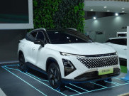 Chery C5 CSH Resmi Melantai, Harga Rp399,9 Juta