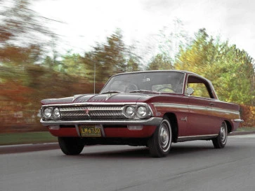 Oldsmobile Cutlass Jetfire, Mobil Turbocharger Pertama di Dunia