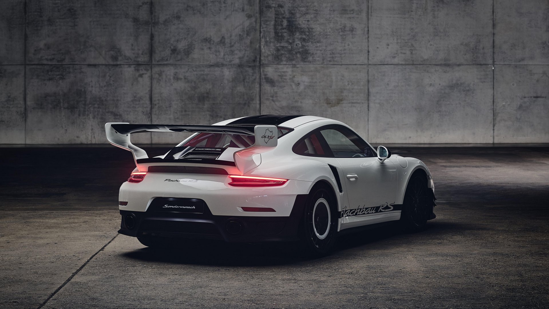 911 GT2 RS Flachbau RS