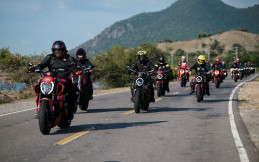 Begini Keseruan Komunitas Ducati Indonesia Touring di Bima