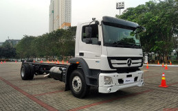 Daimler Perkenalkan Truk Mercedes-Benz Axor Euro 4, Harga Mulai Rp800 Jutaan