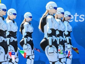Bukan Mobil, Chery Kini Jual Robot Humanoid Canggih