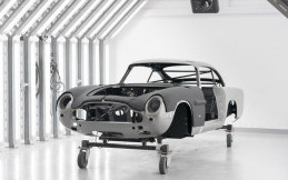 Aston Martin Produksi Ulang DB5 Goldfinger