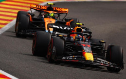 Helmut Marko Minta Maaf, Setelah Komentar Pedasnya Ke Sergio Perez