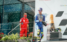 Alex Rins Terjatuh di MotoGP Austria 2020, Podium Suzuki Diwakili Joan Mir