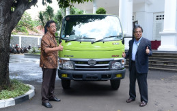 Penjualan Hino Tahun 2017 Meningkat 35%