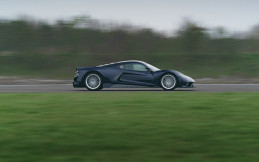 Hennessey Venom F5 Ingin Sodok SSC Tuatara