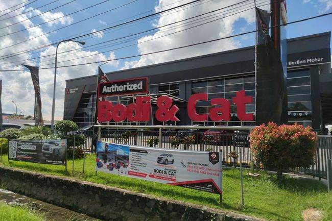 Barito Berlian Motor Resmikan Diler 3S Bareng MMKSI di Kalimantan Selatan