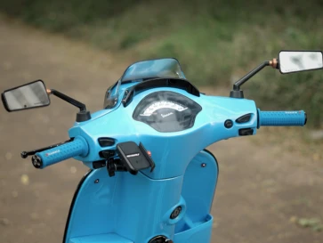 Handgrip Vespa Bisa Redam Getaran? Itamoto Dots Punya 6 Pilihan Warna