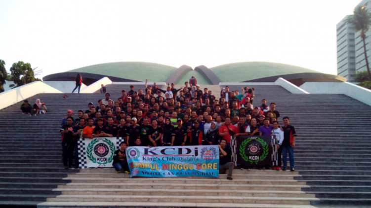 Club Motor KCDJ Kumpul Bareng di Area Gedung MPR-DPR RI