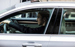 Zlatan Ibrahimovic Takjub Kecanggihan Mobil Volvo