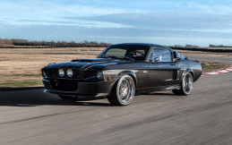 Classic Recreations Bangun Ford Mustang GT500CR Bertenaga 800 Daya Kuda!