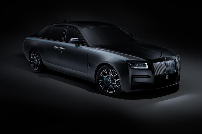 Rolls-Royce Black Badge Ghost Sediakan 44.000 Pernik Pilihan