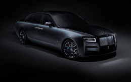 Rolls-Royce Black Badge Ghost Sediakan 44.000 Pernik Pilihan