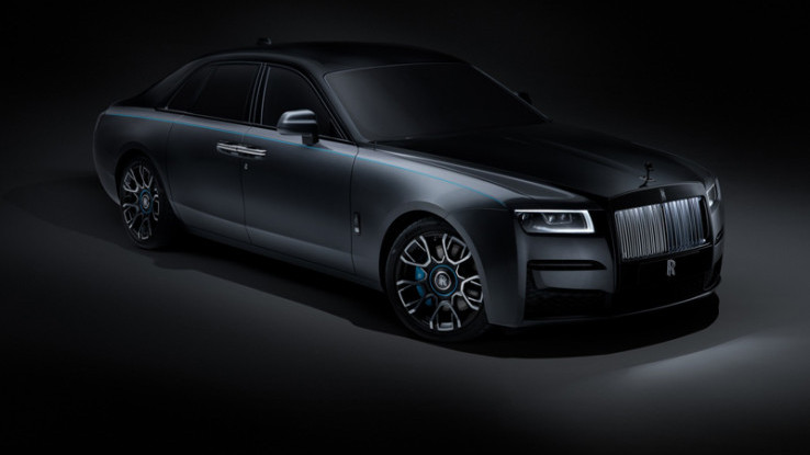 Rolls-Royce Black Badge Ghost Sediakan 44.000 Pernik Pilihan