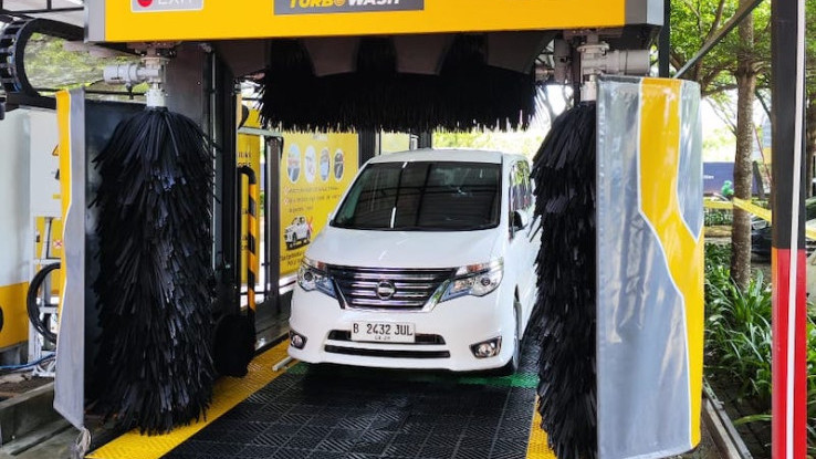 Jangan Malas Bersihkan Mobil Usai Dipakai Liburan, Ini Akibatnya